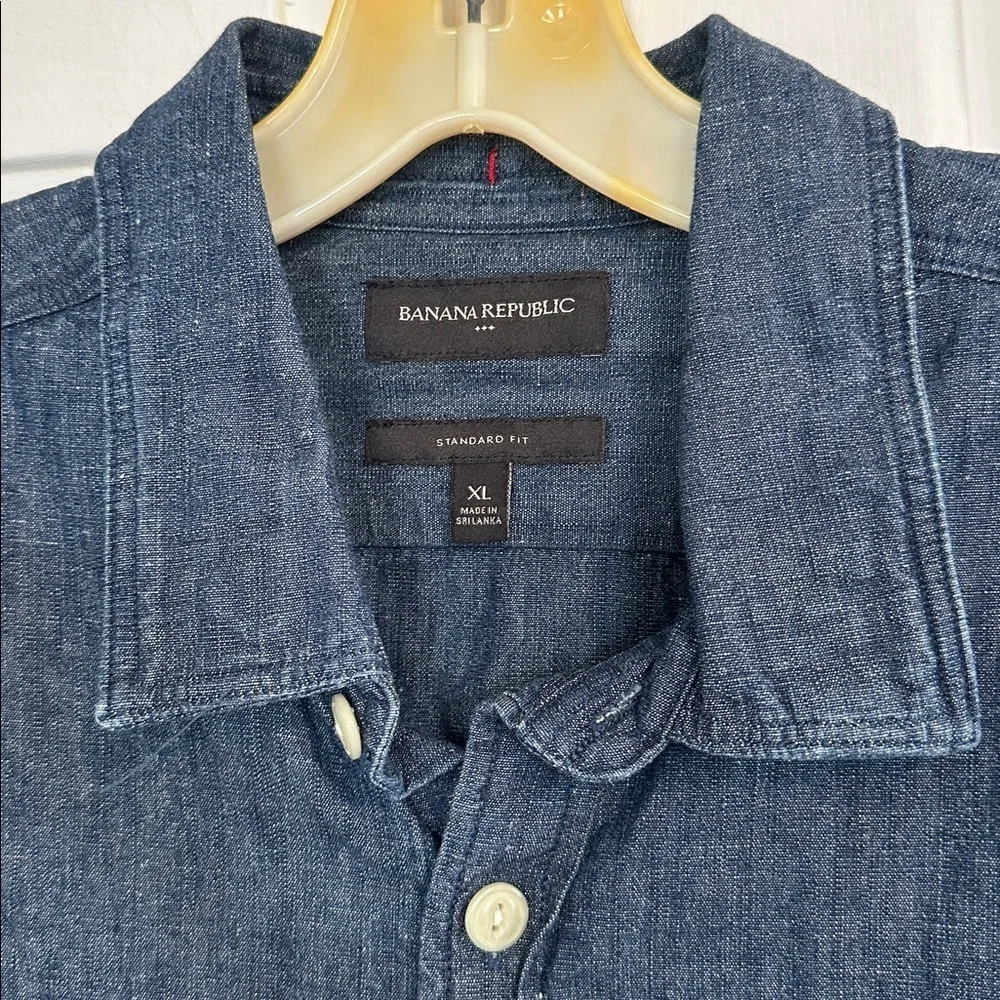Banana Republic denim shirt men’s size XL